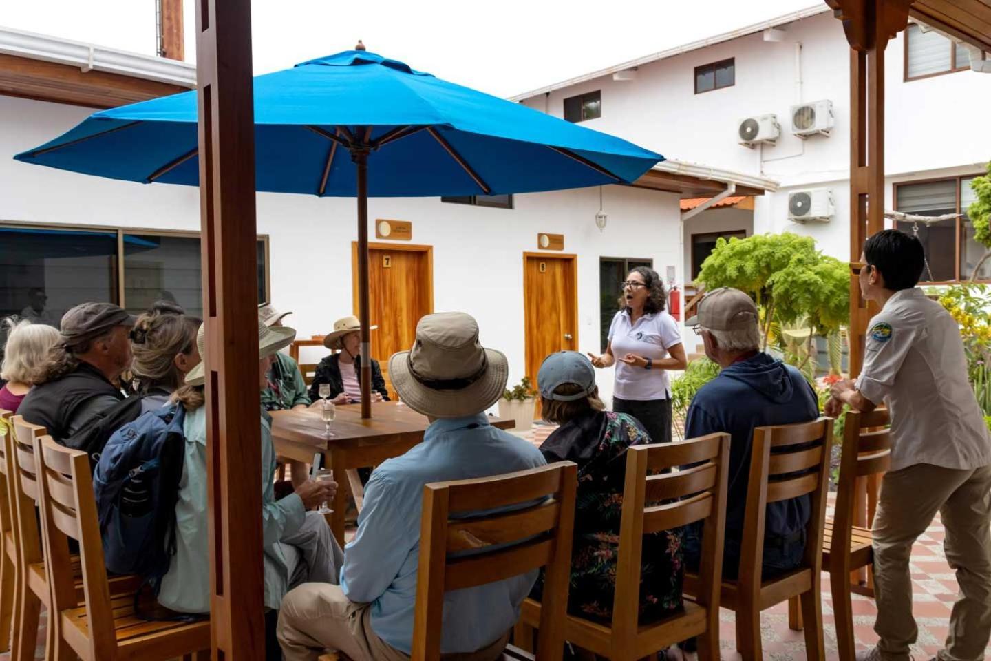 Plaza Luna Suites Puerto Ayora  Exterior foto