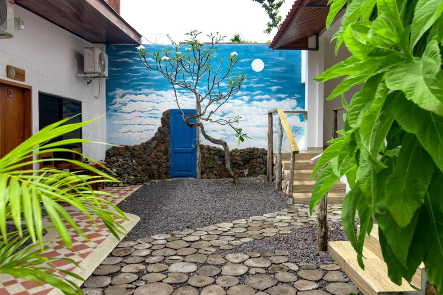 Plaza Luna Suites Puerto Ayora  Exterior foto