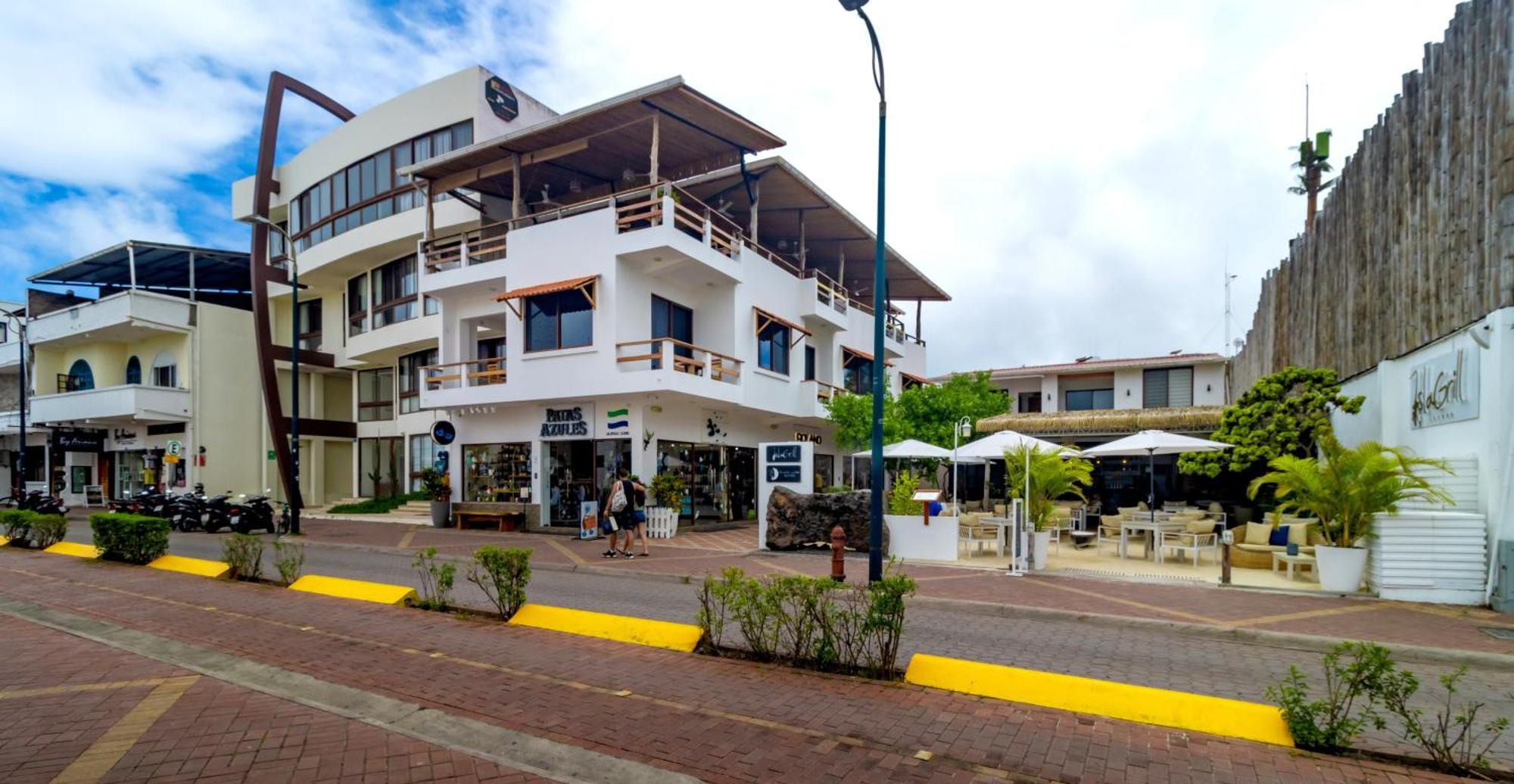 Plaza Luna Suites Puerto Ayora  Exterior foto